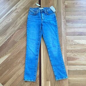 Madewell- The Mid-Rise perfect vintage crop Jean